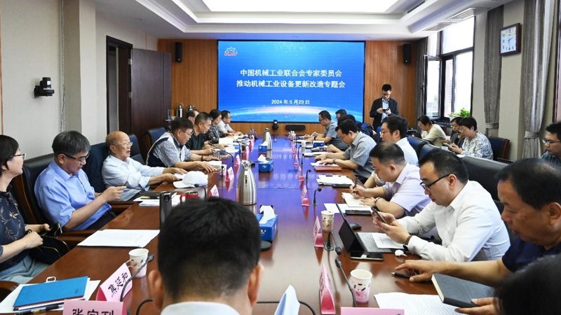 斜齿齿轮与直齿齿轮：性能差异与应用解析